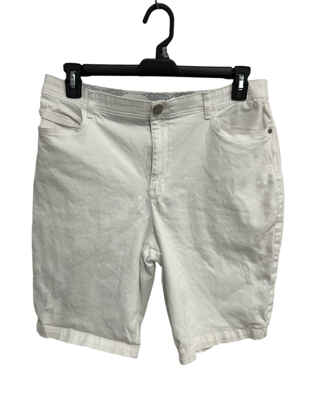 Gloria Vanderbilt 16 White Mid-Rise Bermuda Shorts Minimalist Clean Girl
